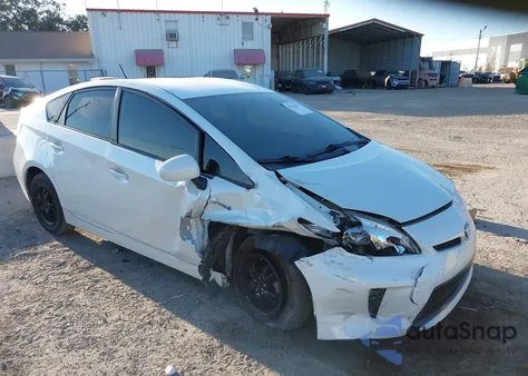 2013 Toyota Prius Three z USA, uszkodzony, nr VIN JTDKN3DU7D1728441